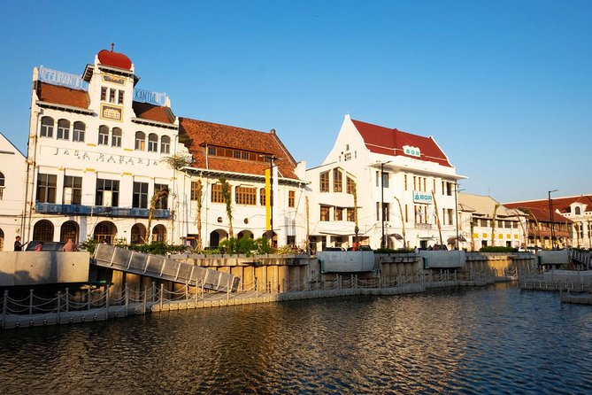 Half Day 4 Hours Jakarta City Tour - Transport, Snacks, and Practical Value at $50