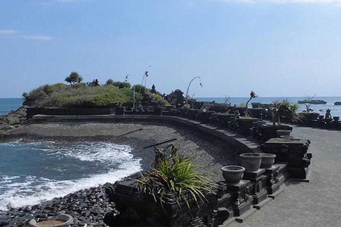 Half-Day Taman Ayun UNESCO and Tanah Lot Temple with private Car - Tanah Lot: Bali’s famous temple above the waves