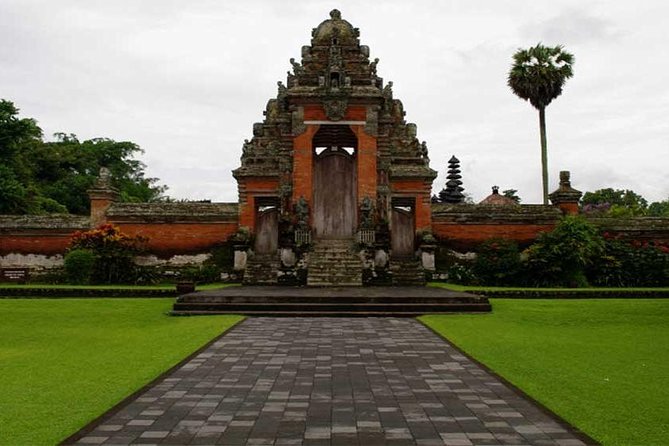 Half Day Tour: Tanah Lot Sunset & Taman Ayun Temple Included Entrance Ticket - Should you book this Tanah Lot tour?
