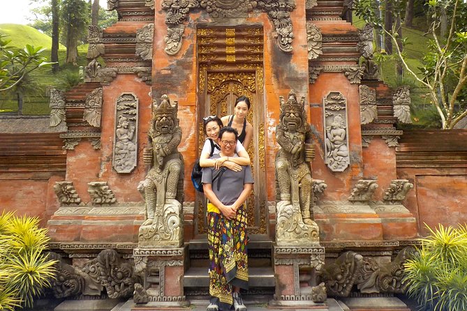 Half-Day Ubud Electric Cycling Tour to Tirta Empul Water Temple - Who should book this ride
