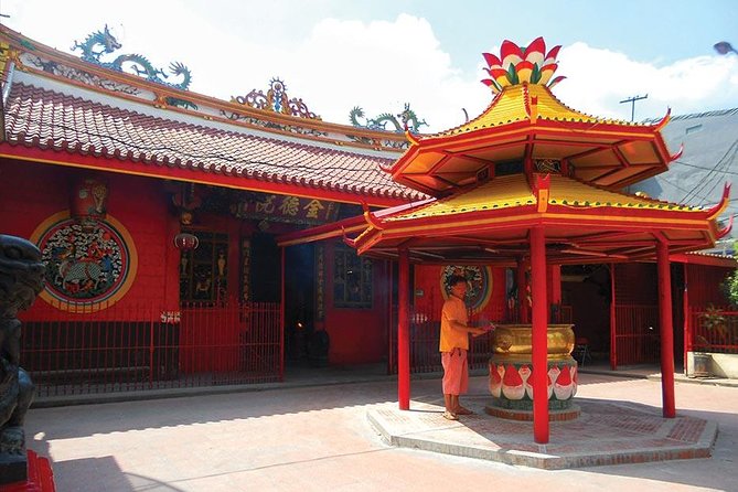 Halfday Excursion Old city Batavia with Lunch and Souvenir - What this Jakarta tour is trying to do