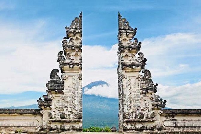 Heaven Gate (Lempuyang) - Tirta Gangga - FREE WIFI - A private route from Seminyak to eastern Bali