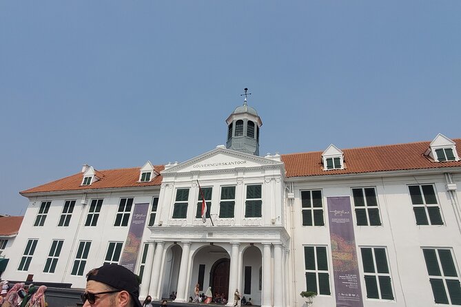 Highlights of Jakarta City : Half-Day Tour All around Jakarta - Cathedral and Istiqlal Mosque: Jakarta’s powerful religious pairing