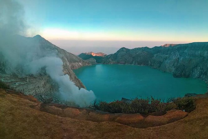 Ijen Blue Fire & Sunrise Sharing Tour - Climbing Ijen before sunrise