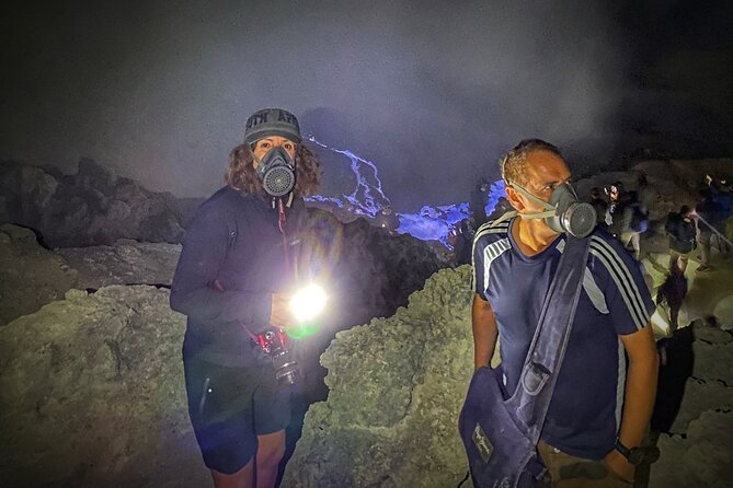Ijen Blue Fire Trekking - Meeting Ijen’s sulfur miners