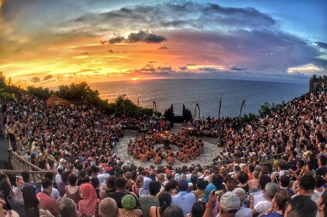 Incredible Uluwatu Temple Sunset & Kecak Fire Dance - The 40-minute Coffee Luwak opening stop