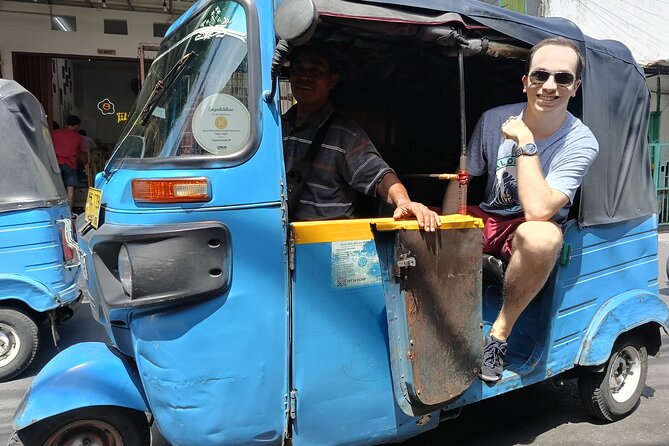 Jakarta Half-Day Sightseeing Tour To Modern City and Old Town - Sunda Kelapa and the phinisi ships