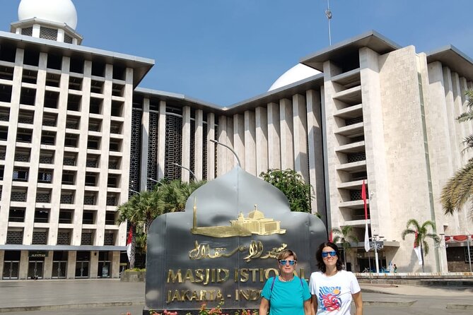 Jakarta Half Day Visit The Monument with Highlight City Tour - Sunda Kelapa and Jakarta’s seafaring past