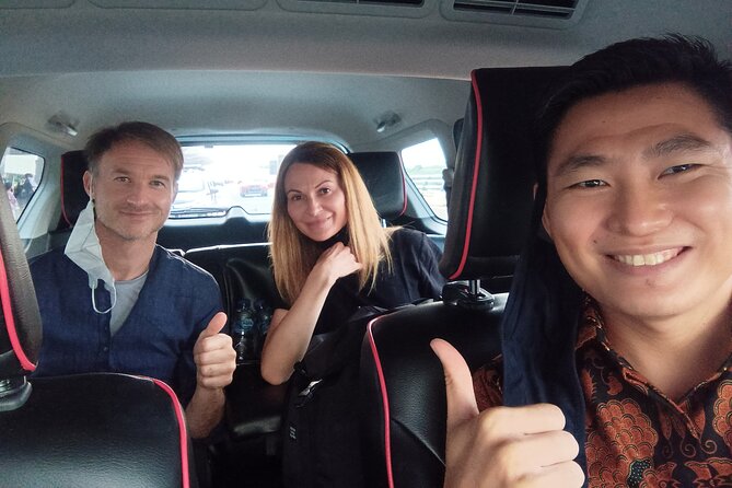 Jakarta Private Airport Transfer - The 5 to 15 minute car wait
