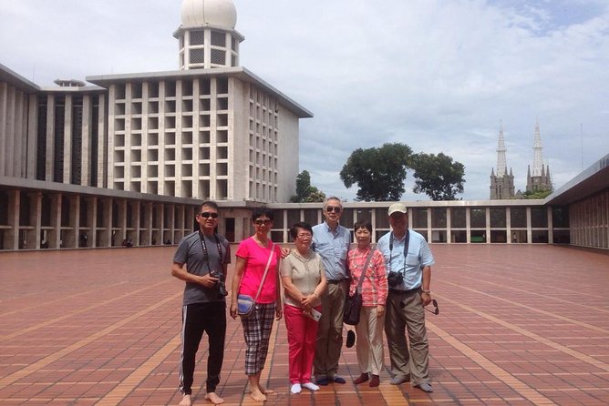 Jakarta Private Tour with local Guide & Lunch - Why this private Jakarta tour works well