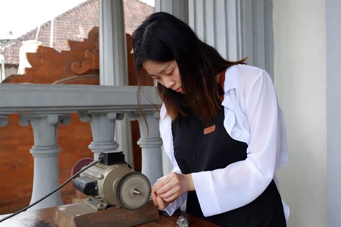 Jewelery Making Class with Own Design - Why Celuk Village is a good place to make silver jewelry