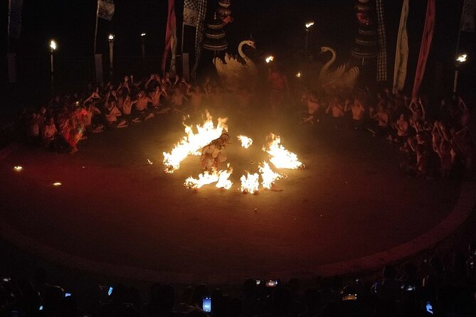 Kecak And Fire Dance At Melasti Beach With Jimbaran Dinner - What the private format changes