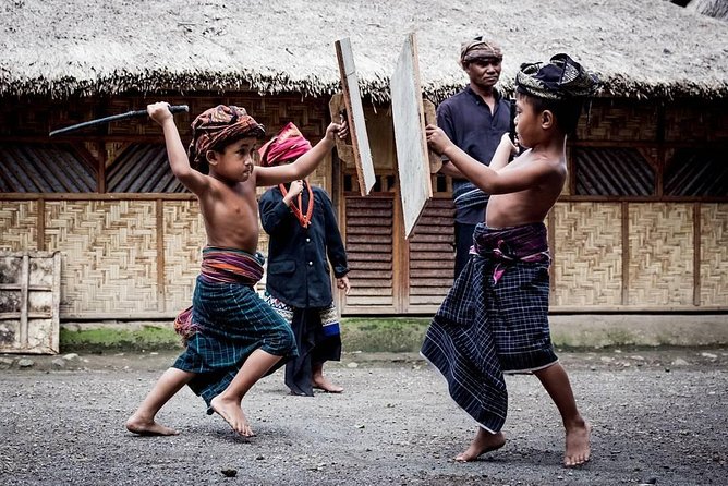 Kuta Tour (South Of Lombok Beutiful Tour) - Banyumulek pottery and the value of seeing a working craft