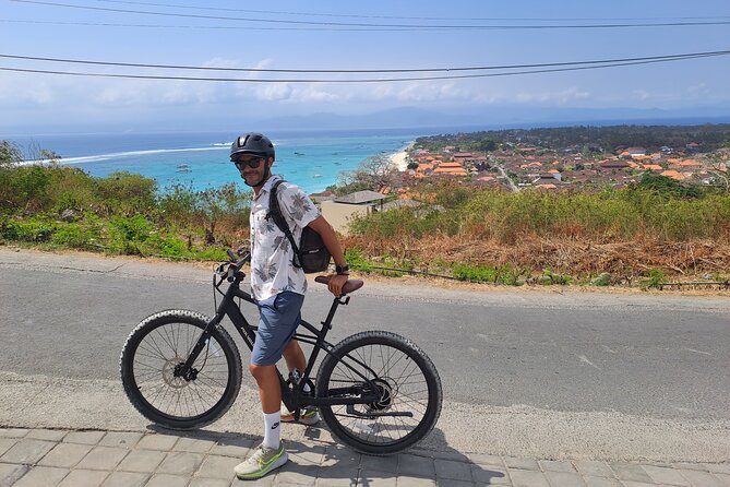 Lembongan Electric Bike tour - The Gala-Gala Underground House and its local story