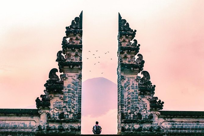Lempuyang the Gate of Heaven Tour - Tirta Gangga, the former royal water palace