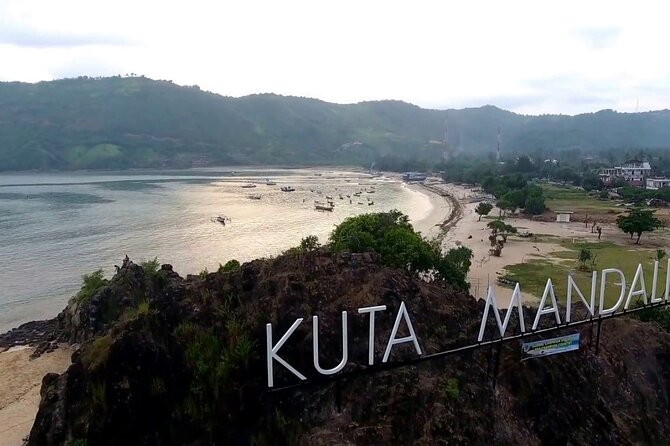 Lombok Sasak Culture Tour from Mataram - Lunch near Kuta comes at your own cost