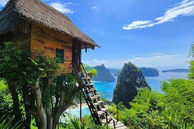 Manta Point Snorkeling & West Nusa Penida Island Day Tour - Broken Beach and the curved sea arch