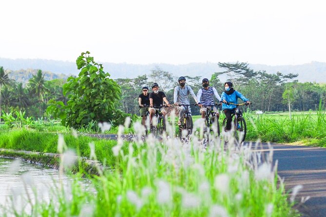 Menoreh Village Cycling - Meeting Farmers and Understanding Village Life