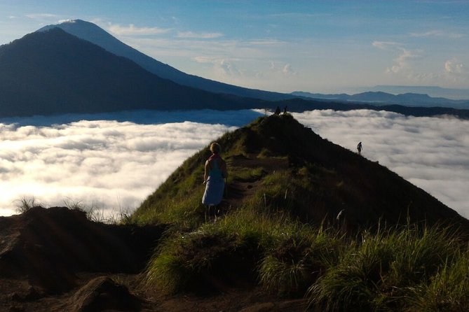 Mount Batur Sunrise Hike and Natural Hot Spring Option - Breakfast, volcanic steam, and monkeys near the top