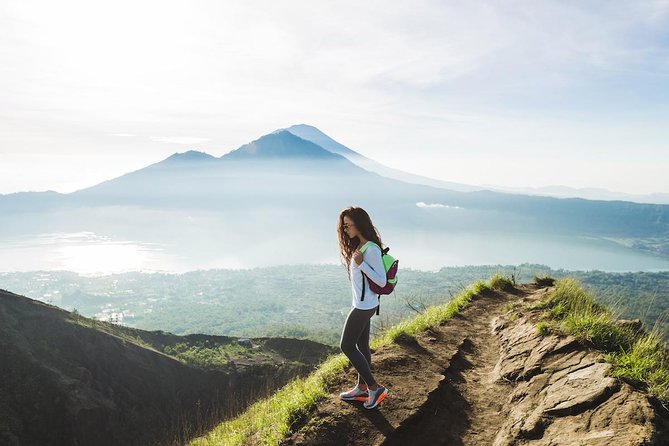 Mount Batur Sunrise Trekking and Rice Terrace Adventure - Reaching the crater rim before sunrise