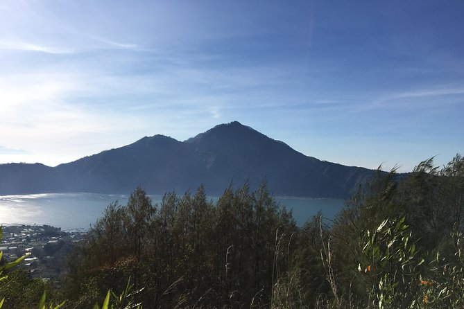 Mount Batur Sunrise Trekking & Hot Spring Tour - Waiting for sunrise at the summit