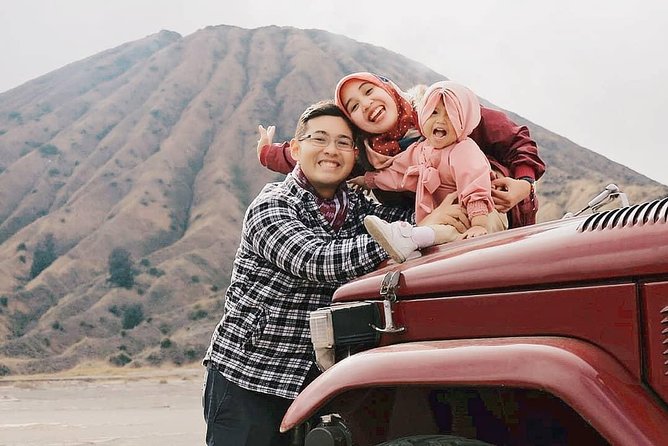 Mount Bromo Jeep Car Rental departure from MALANG - Sunrise viewpoint: the reason to get up so early