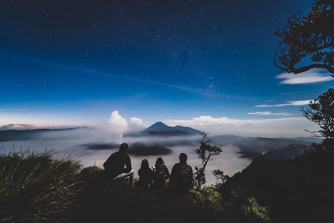 Mount Bromo Sunrise Tour from Surabaya or Malang - 1 Day - What the $153 price really covers