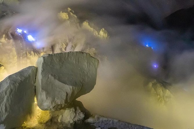 Mount Ijen Bromo Tour from Ubud Bali (3 days 2 nights) - The guides and the human side of the trip