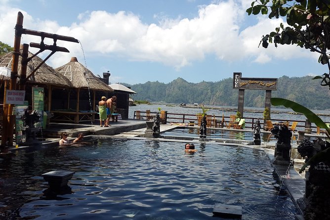 Mt Batur Sunrise, Breakfast & Natural Hot Springs - The descent is harder than it looks