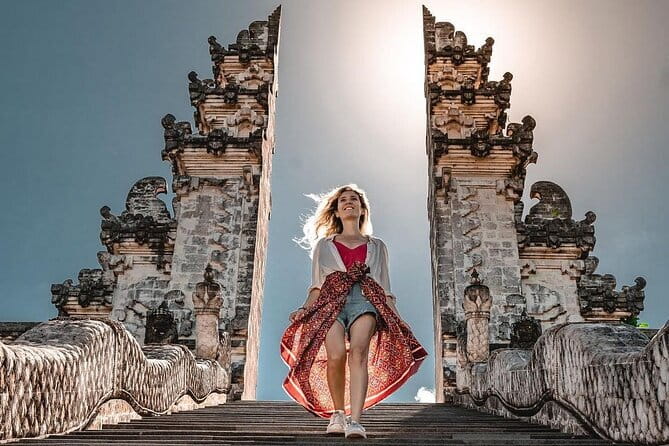 North Bali highlights: Buddhist temple, Waterfall & hot spring - Banyumala Twin Waterfalls and the walk downhill