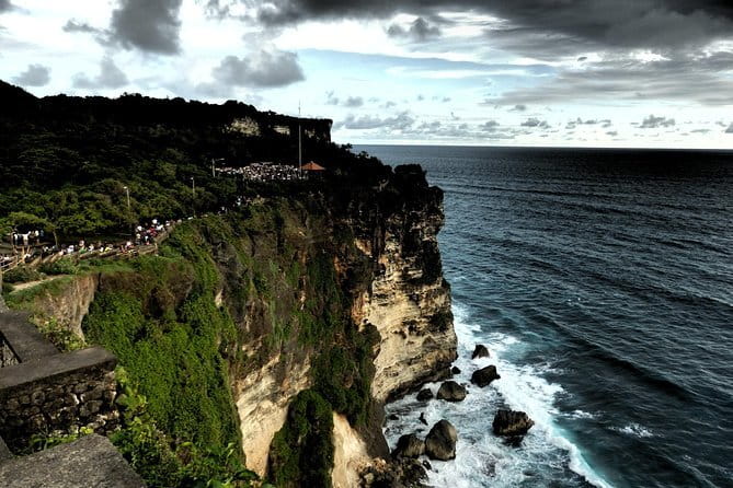 Nusa Penida 2Day 1Night With Accomodation - Diamond Beach and Atuh Beach