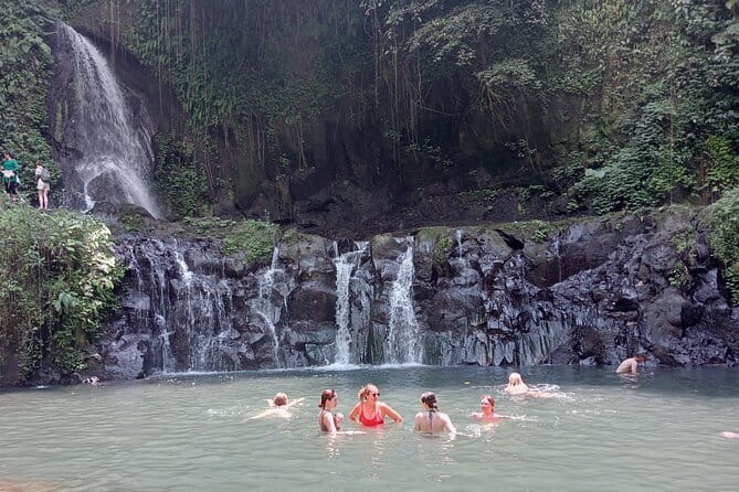 Nusa Penida 2Day 1Night With Accomodation - Teletubbies Hill finishes the eastern route
