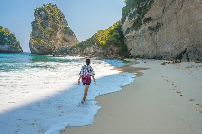 Nusa Penida Beach Day trip by Speedboat - Kelingking Beach and the famous T. rex cliff