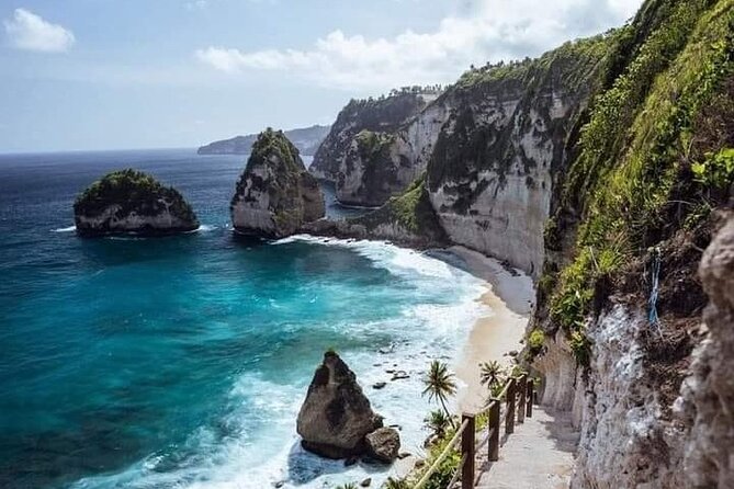 Nusa Penida East And West Full Day Private Guided Tour - Diamond Beach begins the eastern route
