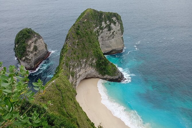Nusa Penida East And West Full Day Private Guided Tour - Crystal Bay closes the circuit