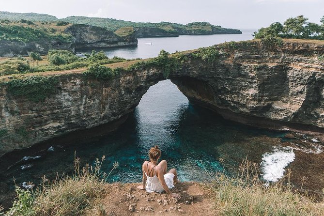 Nusa Penida Instagram Tour: Legendary Spots (Private & All-Inclusive) - Guide support and the private group advantage