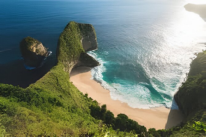 Nusa Penida Island Beach Tour - Departure From Bali Island - Crystal Bay, a quieter cove with beach time