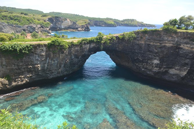 Nusa Penida Tours All Inclusive - Pasih Uug Beach, the natural arch, and Broken Beach