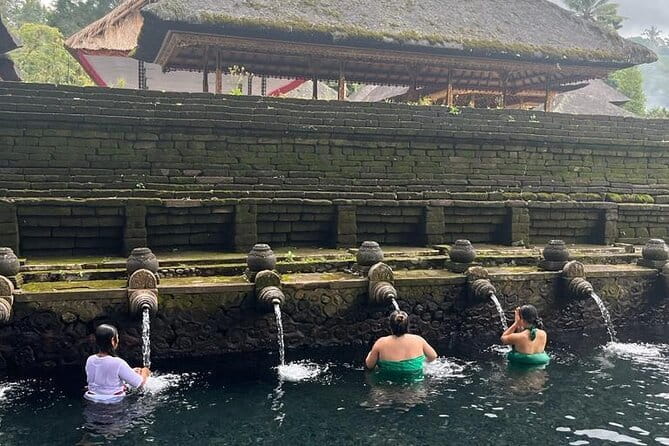 One Day Jatiluwih UNESCO, Ulun Danu Beratan, Banyumala Waterfall - Twin Lake viewpoint: a mountain pause between stops