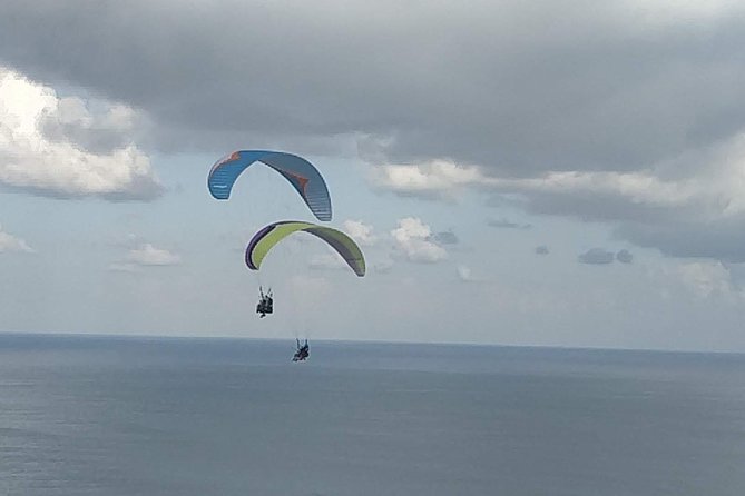 Paragliding Bali at Uluwatu Cliff with Photos/Videos - Action-Camera Photos and Video
