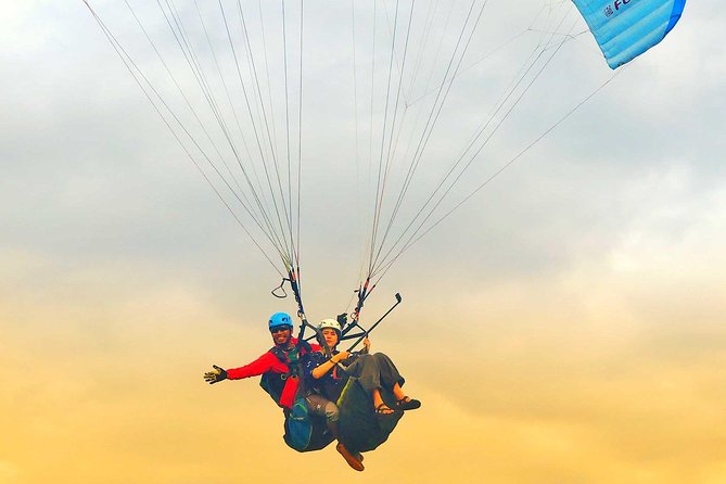 Paragliding Bali Nusa Dua cliff with Free Photo/Videos - GoPro footage and the free SD card