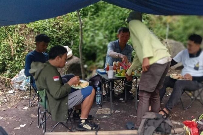 Popular Rinjani Trekking Tour Service To Summit For 2 Days Via Sembalun Trail - What the $243 price includes