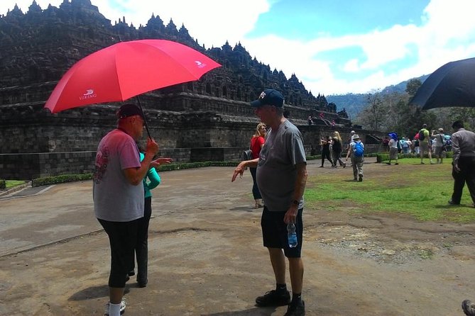 Prambanan Private Tour From Semarang Cruise Port - The long road from Semarang to Prambanan