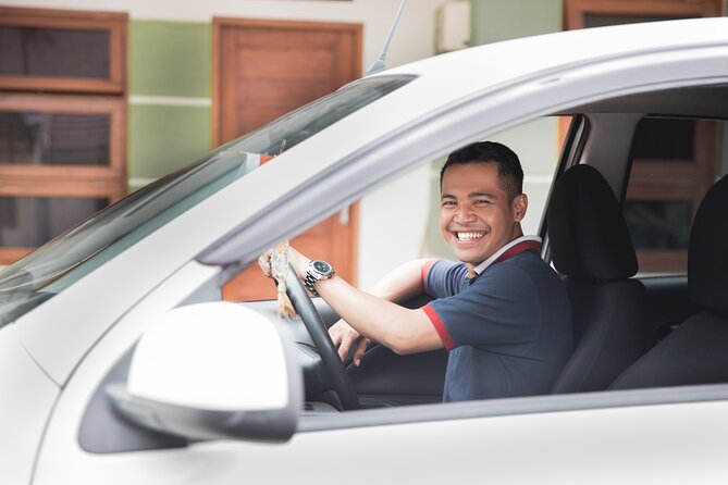 Private Arrival Transfer: Bali Airport to Kuta, Legian, Seminyak and Nusa Dua - Meeting your driver after customs at DPS airport