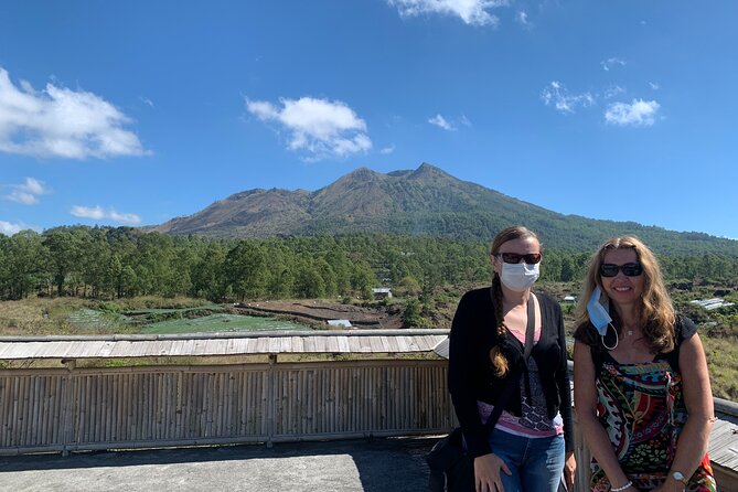 Private Bali Day Tour - Tegalalang - Kintamani and Temple Tour - Ubud Monkey Forest: an active first stop