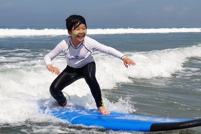 Private Beginner 1 on 1 Surf Lesson at Kuta Beach - Starting on the sand before touching the water