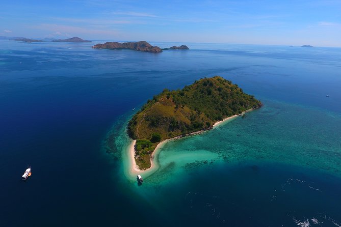 Private boat trip Komodo 2 or more person for 3 days 2 nights, Kelor, Rinca... - What life aboard the boat is really like