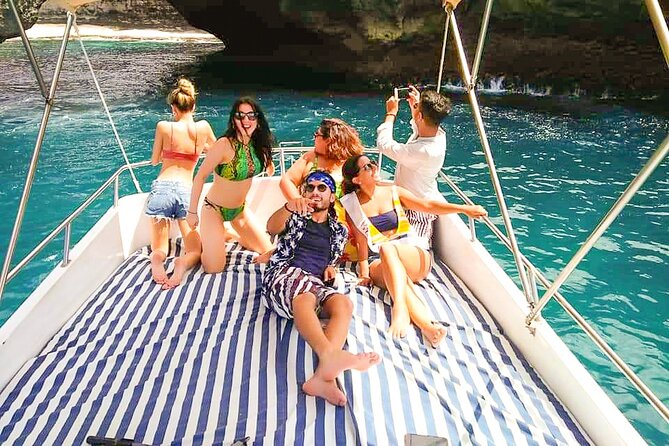 Private Boats in Bali and Nusa Penida - Snorkeling equipment and the larger-foot problem