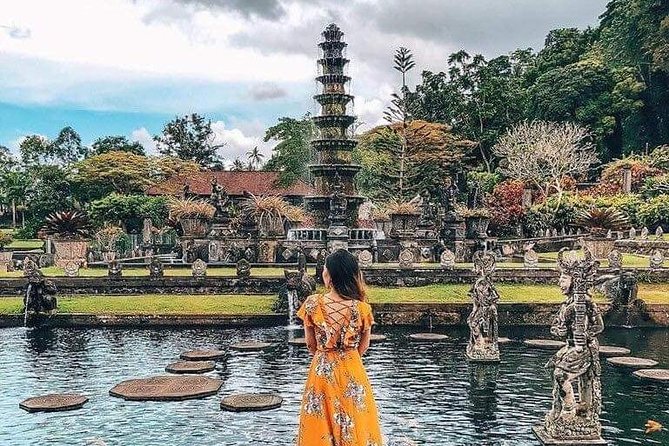 Private driver and tours - Meeting Nyoman and Planning by WhatsApp