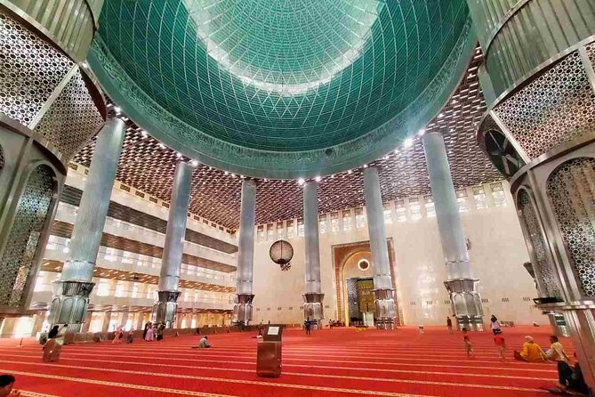 Private Full-Day Guided Tour: Explore Jakarta’s Top Highlights - Monas and Independence Square: Indonesia’s national story
